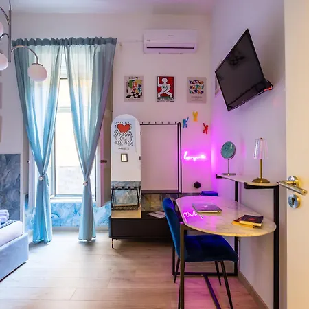 Art Maison Chiaia Appartement Napels